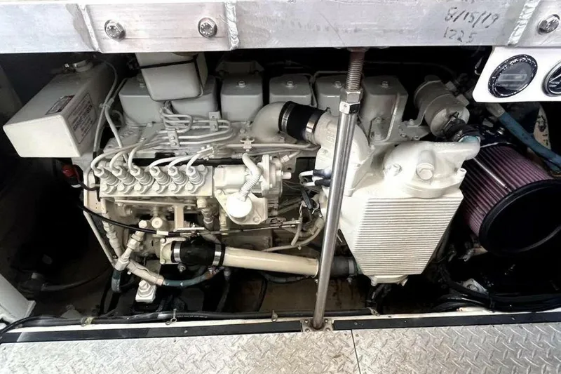 Slide: The Image of Carver Yachts 396 Motor Yacht 2000 - 30