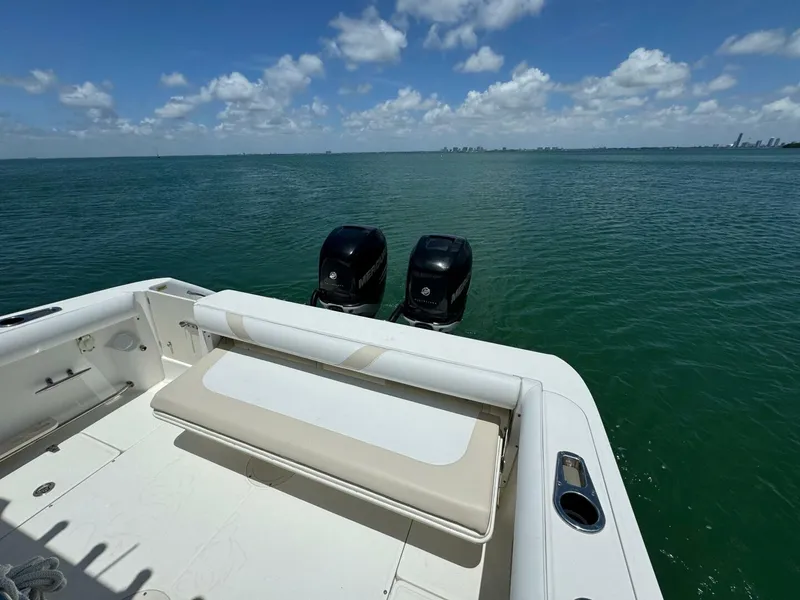 Slide: The Image of Boston Whaler 320 Outrage 2008 - 14