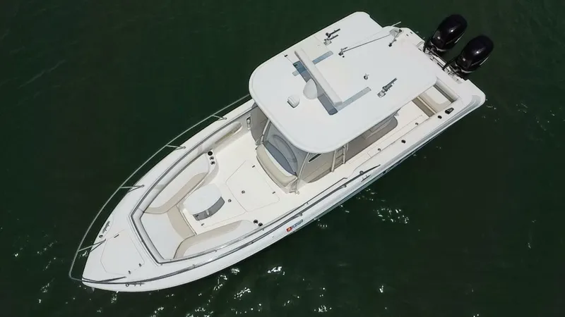 Slide: The Image of Boston Whaler 320 Outrage 2008 - 6