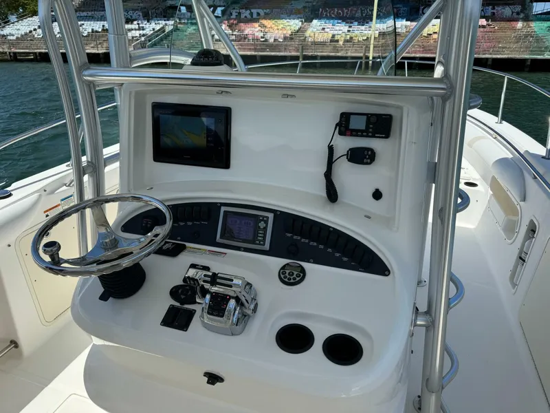 Slide: The Image of Boston Whaler 320 Outrage 2008 - 7