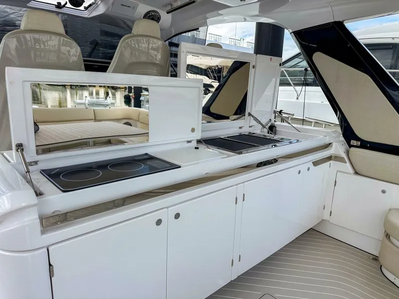 Slide: The Image of Azimut Verve 47 2023 - 18