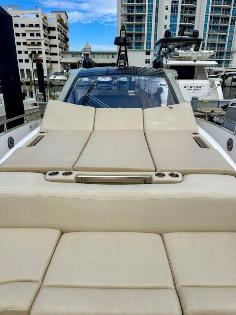 Slide: The Image of Azimut Verve 47 2023 - 31