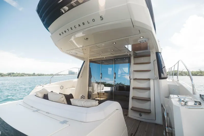 Slide: The Image of Beneteau Monte Carlo 5 2015 - 20
