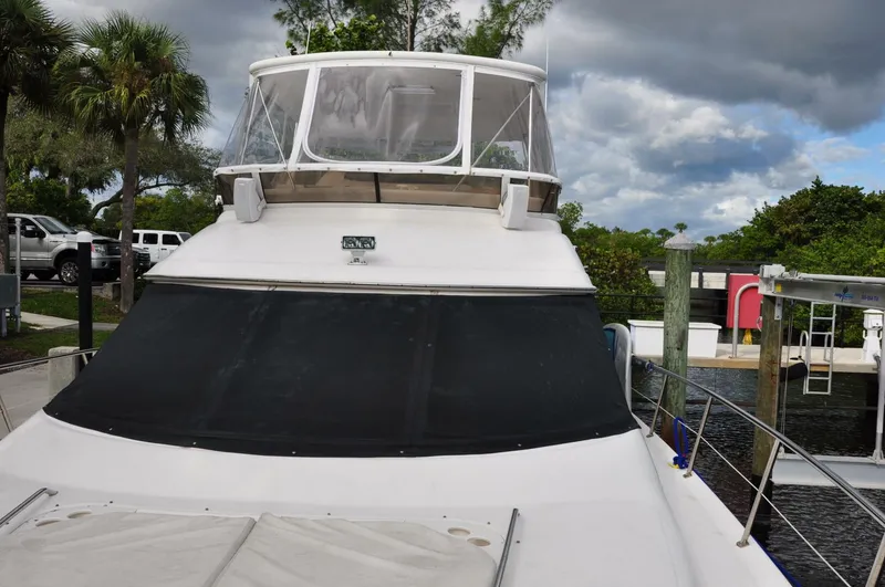 Slide: The Image of Sea Ray 480 Sedan Bridge 1998 - 12