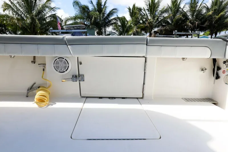 Slide: The Image of Regulator Marine 41 2020 - 17