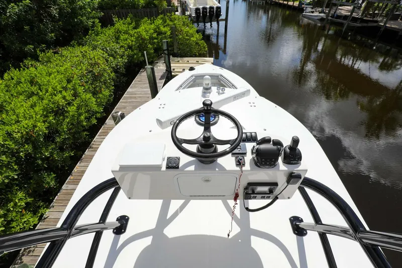 Slide: The Image of Regulator Marine 41 2020 - 40