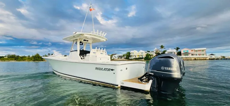 Slide: The Image of Regulator Marine 34 2021 - 8
