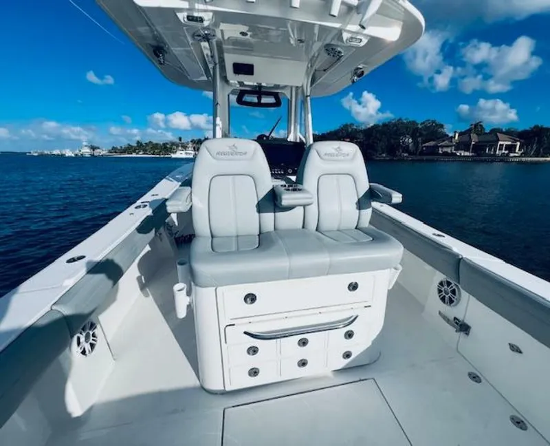 Slide: The Image of Regulator Marine 34 2021 - 21