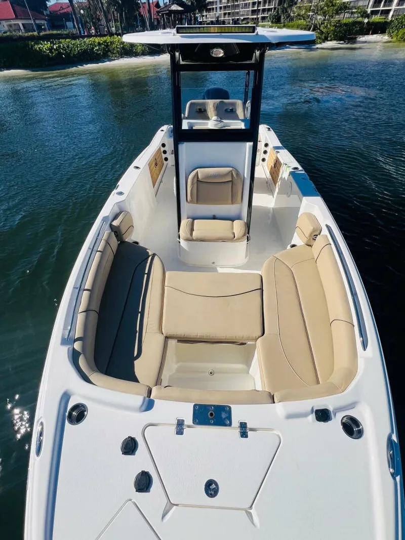 Slide: The Image of NauticStar 251 Hybrid 2020 - 20