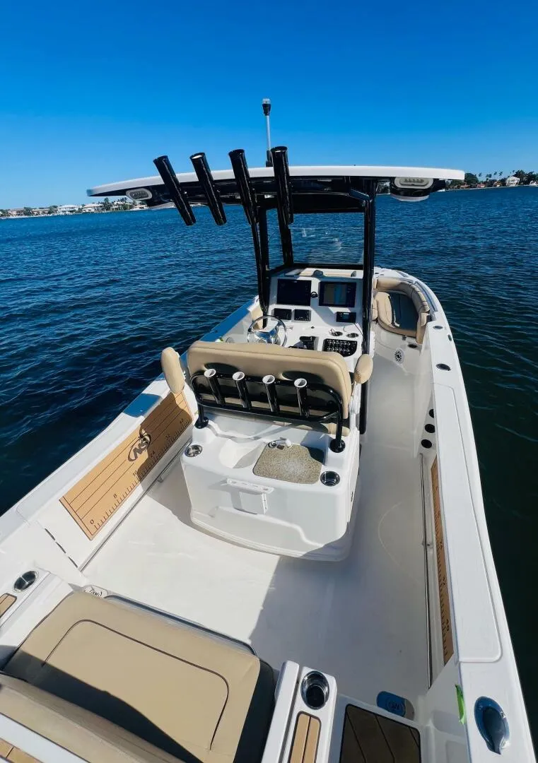Slide: The Image of NauticStar 251 Hybrid 2020 - 32