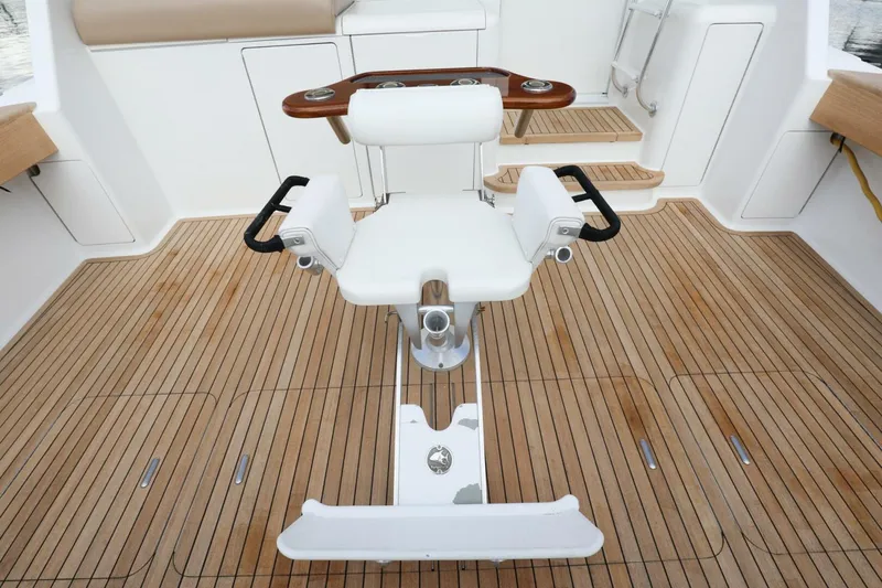 Slide: The Image of Viking 48 Convertible 2005 - 32