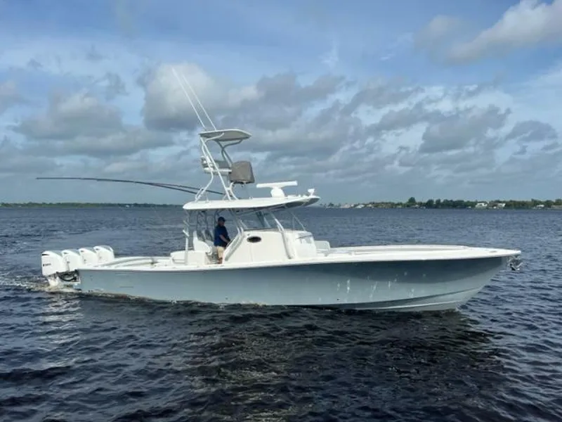 Slide: The Image of Regulator Marine 41 2018 - 5