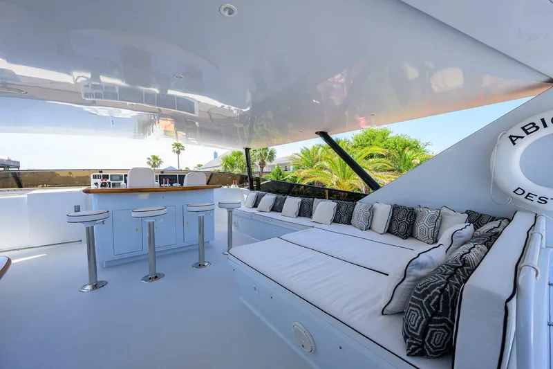 Slide: The Image of Broward 108 Raised Pilothouse 1997 - 104