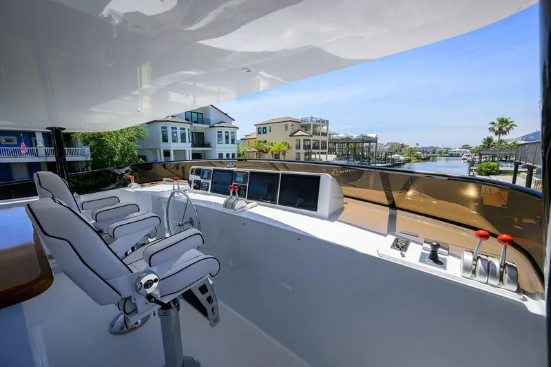 Slide: The Image of Broward 108 Raised Pilothouse 1997 - 115