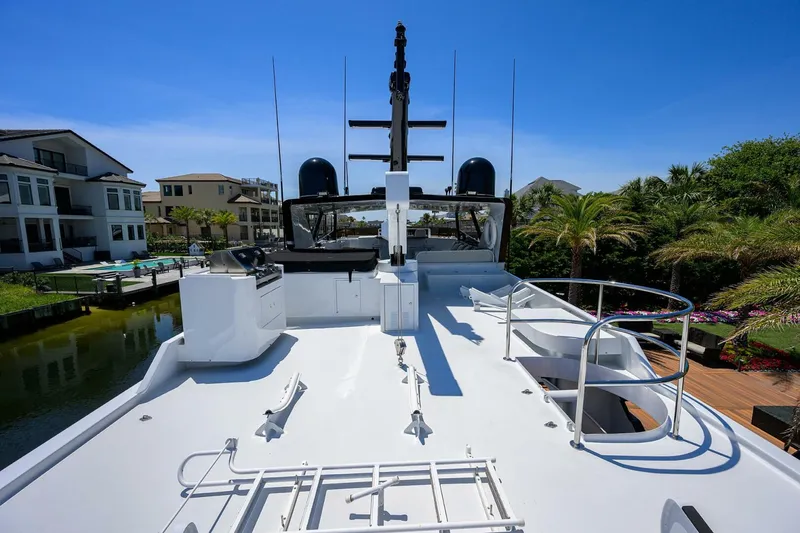 Slide: The Image of Broward 108 Raised Pilothouse 1997 - 95