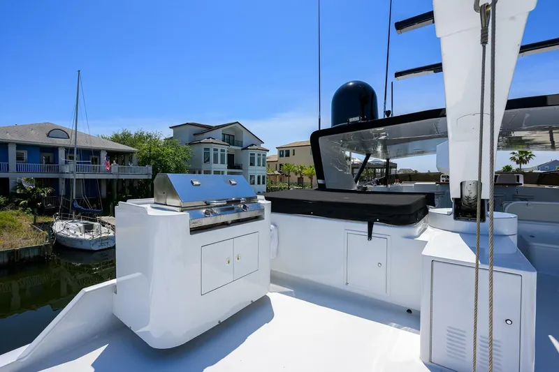 Slide: The Image of Broward 108 Raised Pilothouse 1997 - 99