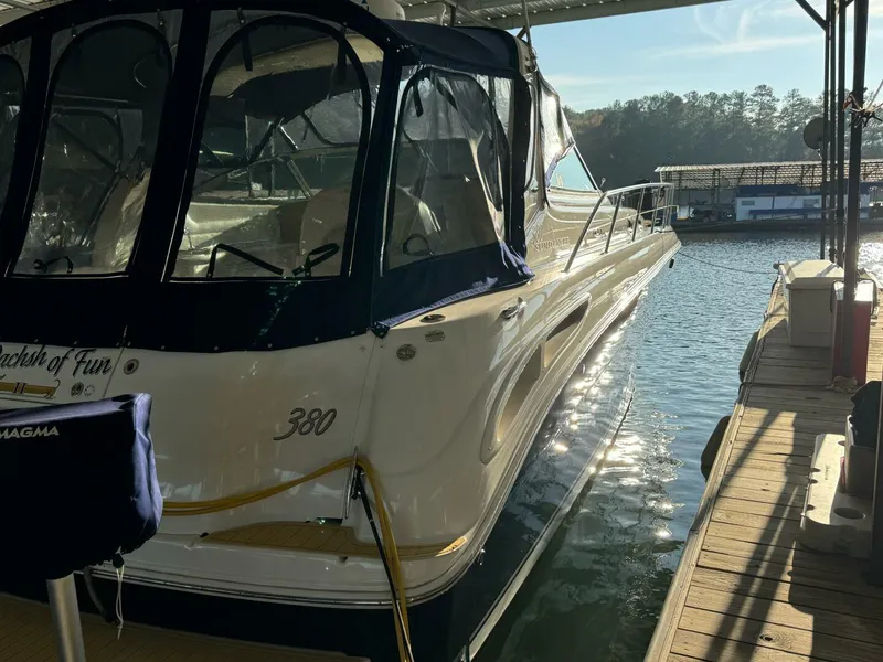 Slide: The Image of Sea Ray 380 Sundancer 2004 - 10