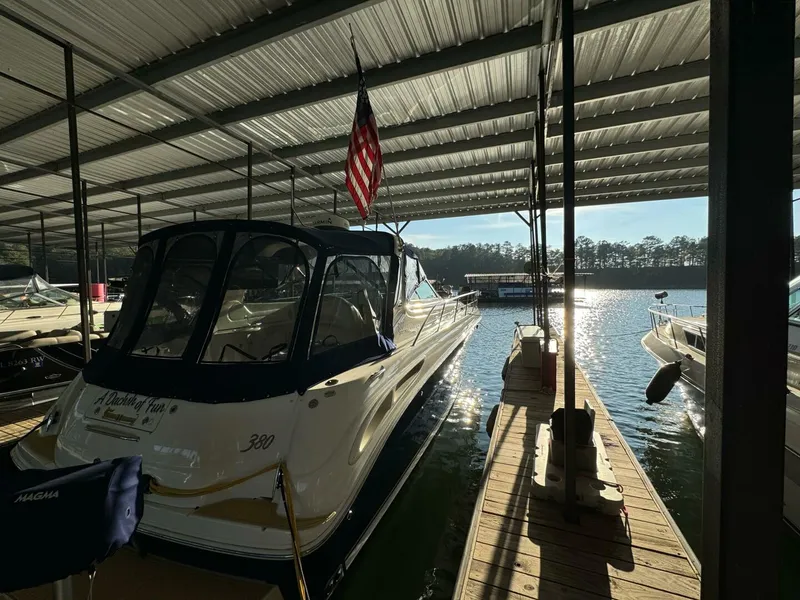 Slide: The Image of Sea Ray 380 Sundancer 2004 - 11