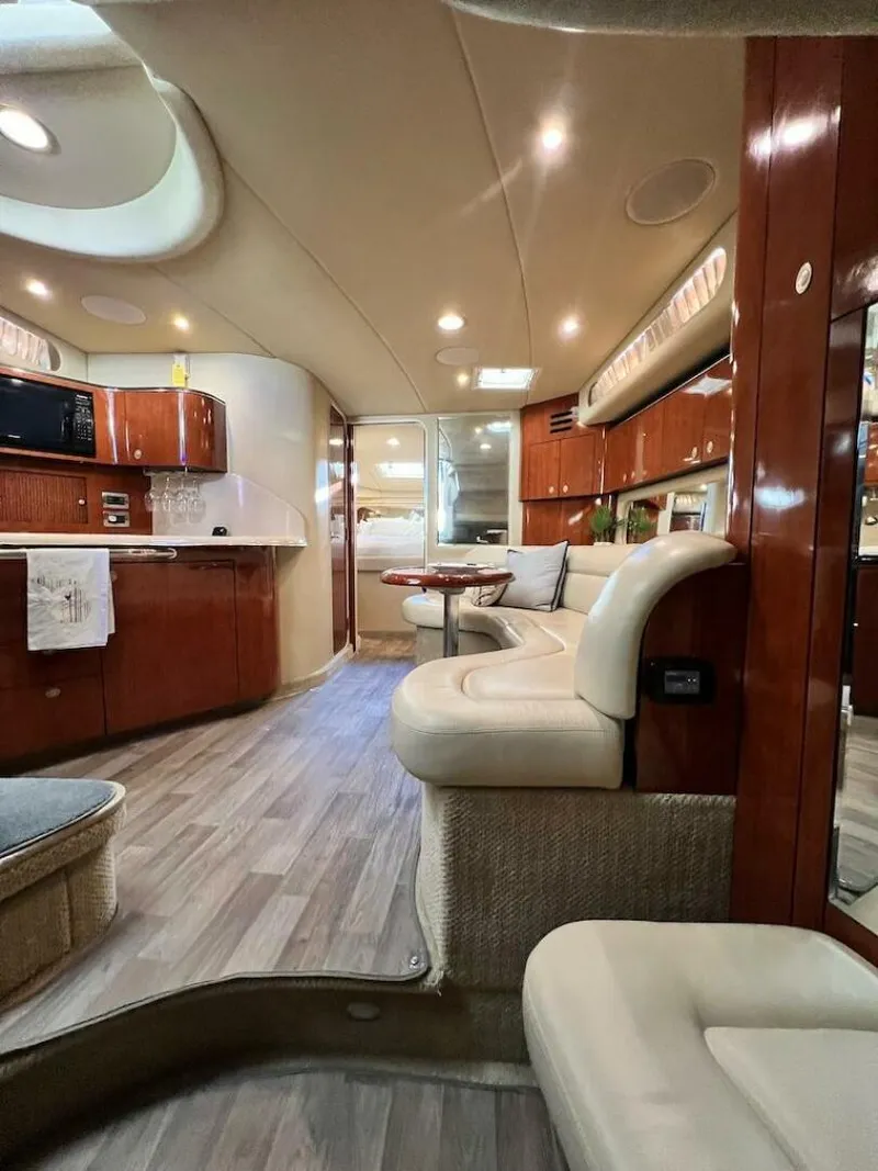 Slide: The Image of Sea Ray 380 Sundancer 2004 - 45