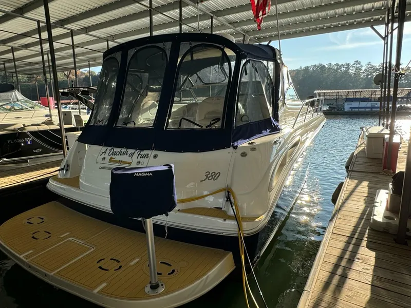 Slide: The Image of Sea Ray 380 Sundancer 2004 - 9