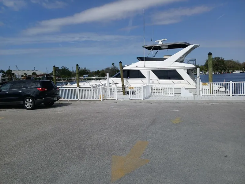 The Image of Sea Ray 550 Sedan Bridge 1997 - 0