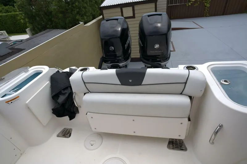 Slide: The Image of Wellcraft 262 Fisherman 2018 - 13