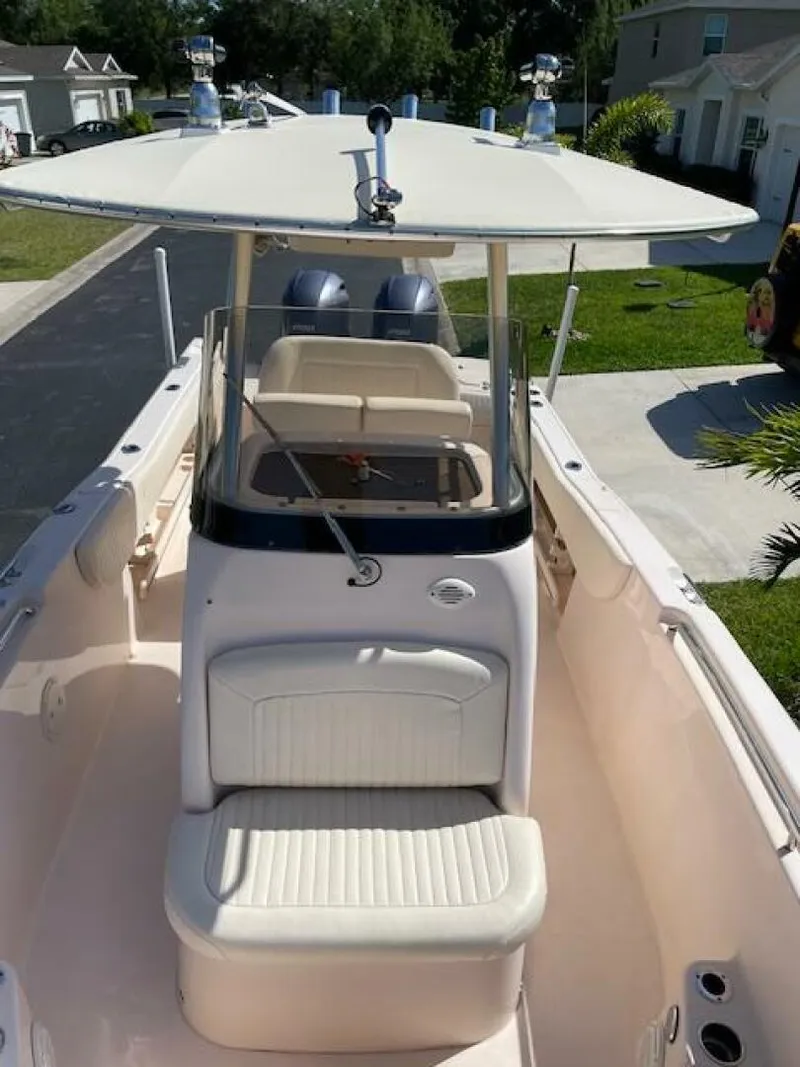 Slide: The Image of Grady-White Fisherman 257 2014 - 10