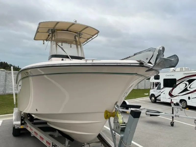 Slide: The Image of Grady-White Fisherman 257 2014 - 5