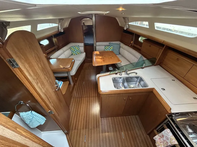 Slide: The Image of Jeanneau Sun Odyssey 37 2002 - 26