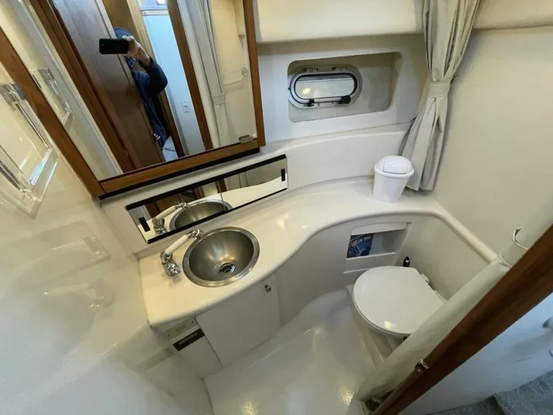 Slide: The Image of Bayliner 4087 1998 - 16