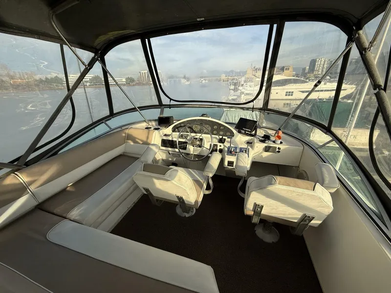 Slide: The Image of Bayliner 4087 1998 - 4