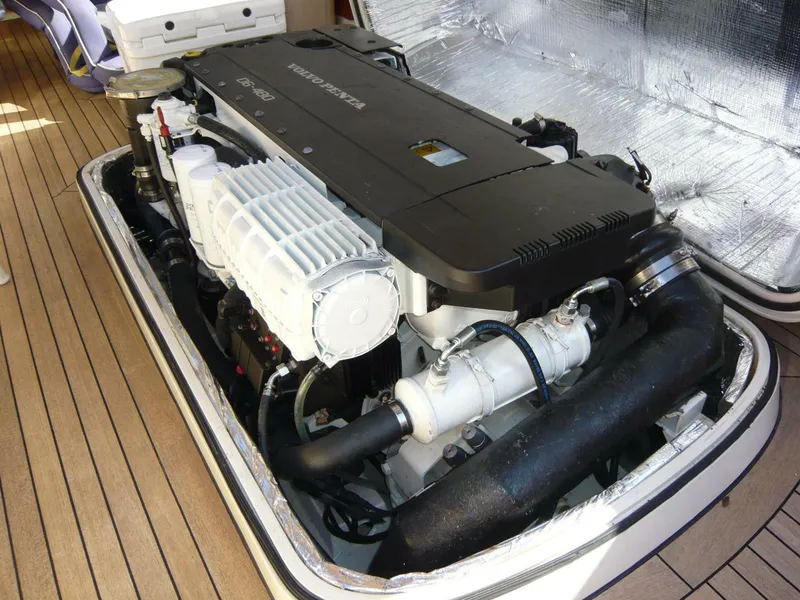 Slide: The Image of Hinckley Yachts 36 Classic 1998 - 25