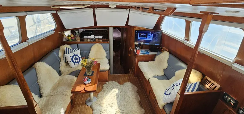 Slide: The Image of Gulfstar Sailmaster 1980 - 2
