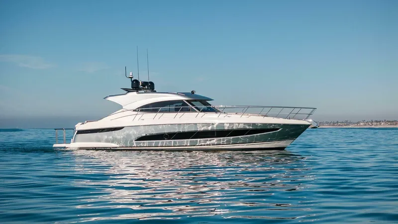 The Image of Riviera 4800 Sport Yacht 2022 - 0