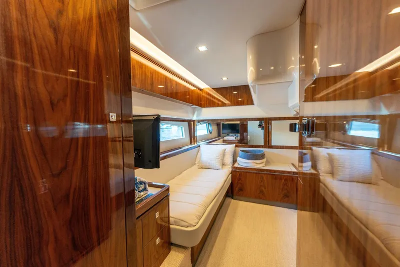 Slide: The Image of Riviera 4800 Sport Yacht 2022 - 15