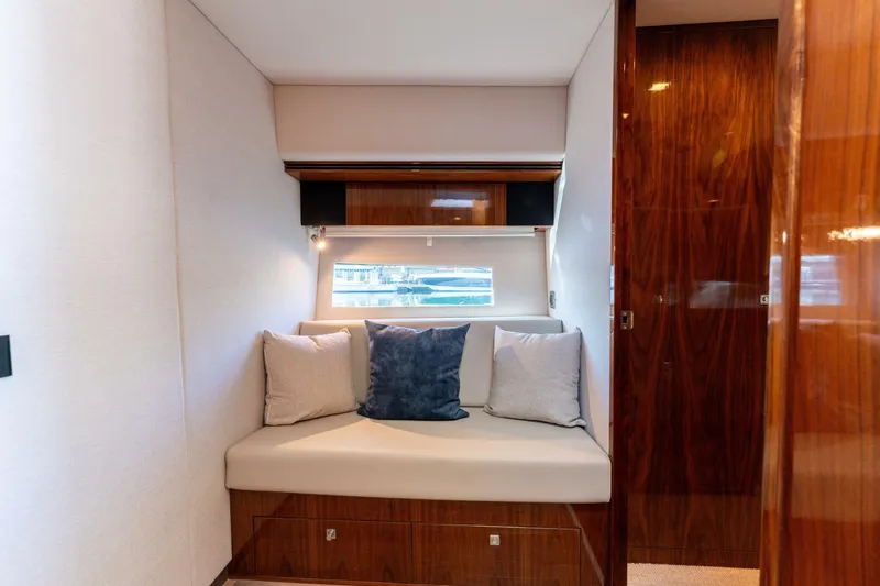 Slide: The Image of Riviera 4800 Sport Yacht 2022 - 21