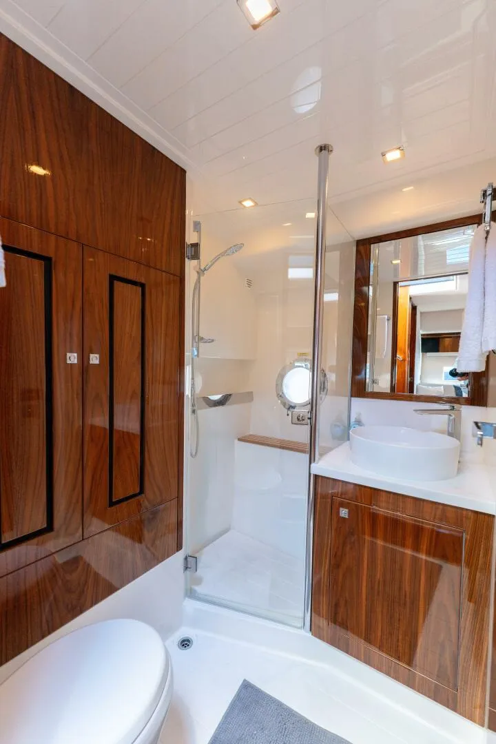 Slide: The Image of Riviera 4800 Sport Yacht 2022 - 22