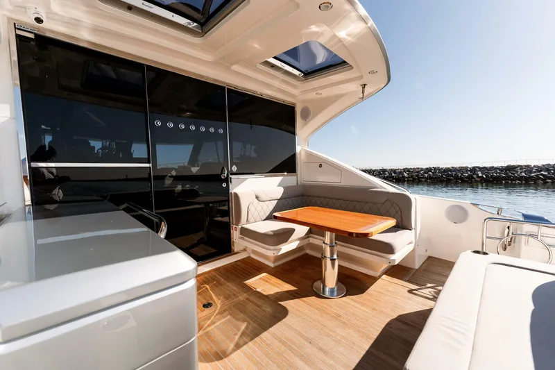 Slide: The Image of Riviera 4800 Sport Yacht 2022 - 25