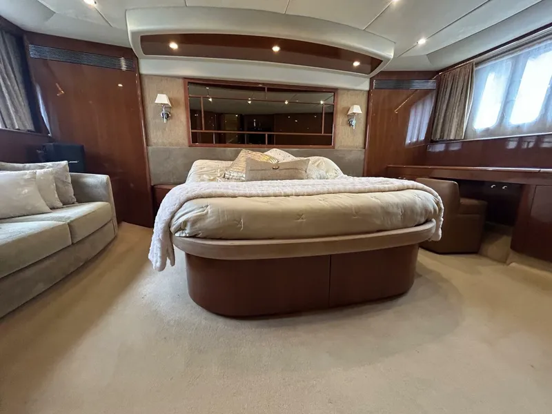Slide: The Image of Princess 67 Flybridge 2008 - 25