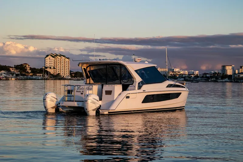 Slide: The Image of Aquila 36 Power Cat 2018 - 20