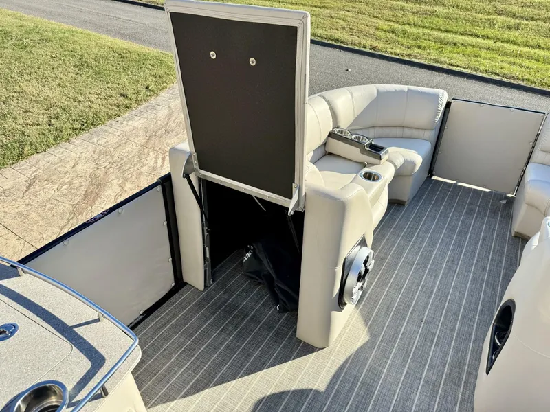Slide: The Image of Harris Grand Mariner 250 SLEC Tritoon 2016 - 21