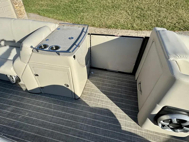 Slide: The Image of Harris Grand Mariner 250 SLEC Tritoon 2016 - 23