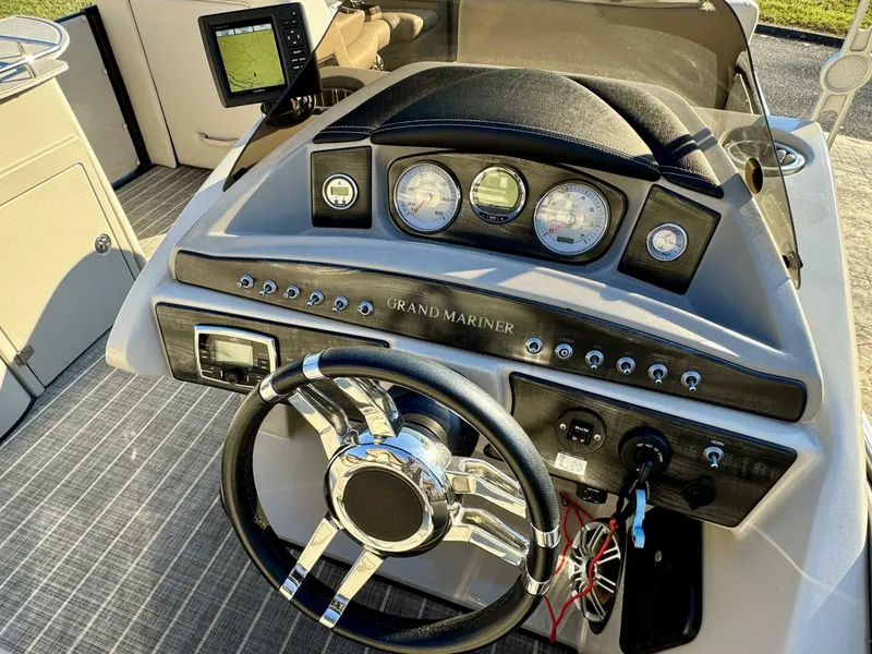 Slide: The Image of Harris Grand Mariner 250 SLEC Tritoon 2016 - 34