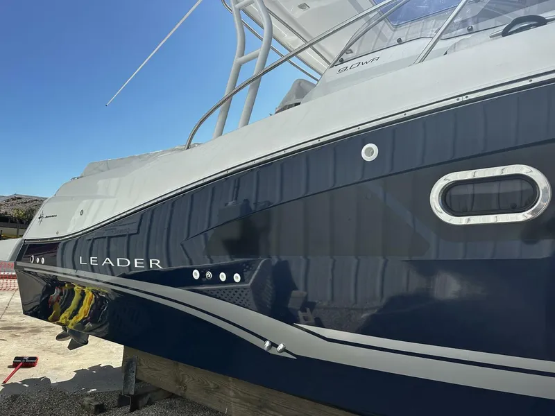 Slide: The Image of Jeanneau 9.0 Leader 2024 - 2