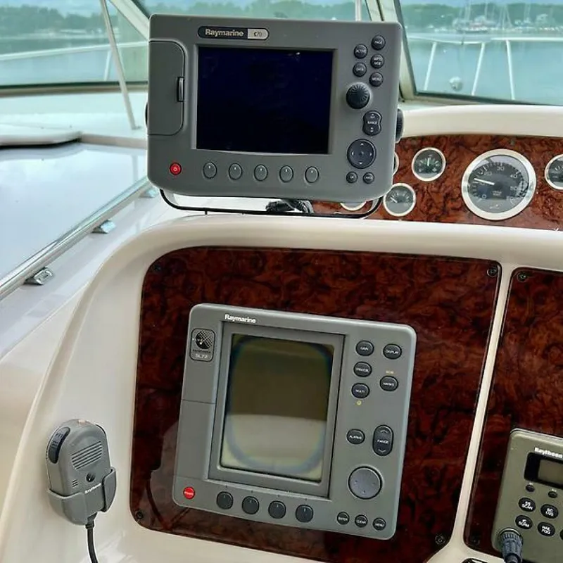 Slide: The Image of Sea Ray 340 Amberjack 2001 - 22