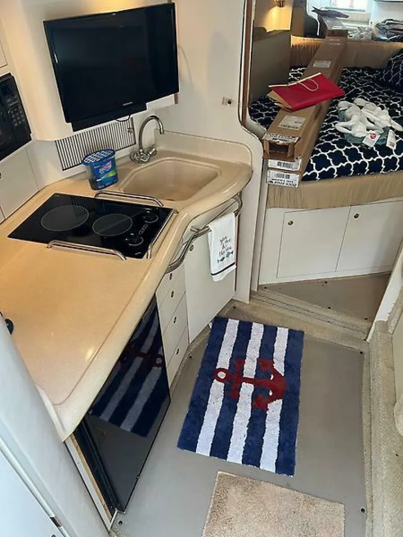 Slide: The Image of Sea Ray 340 Amberjack 2001 - 35