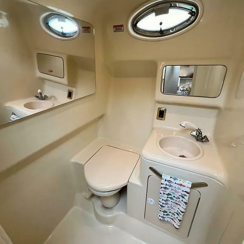 Slide: The Image of Sea Ray 340 Amberjack 2001 - 40