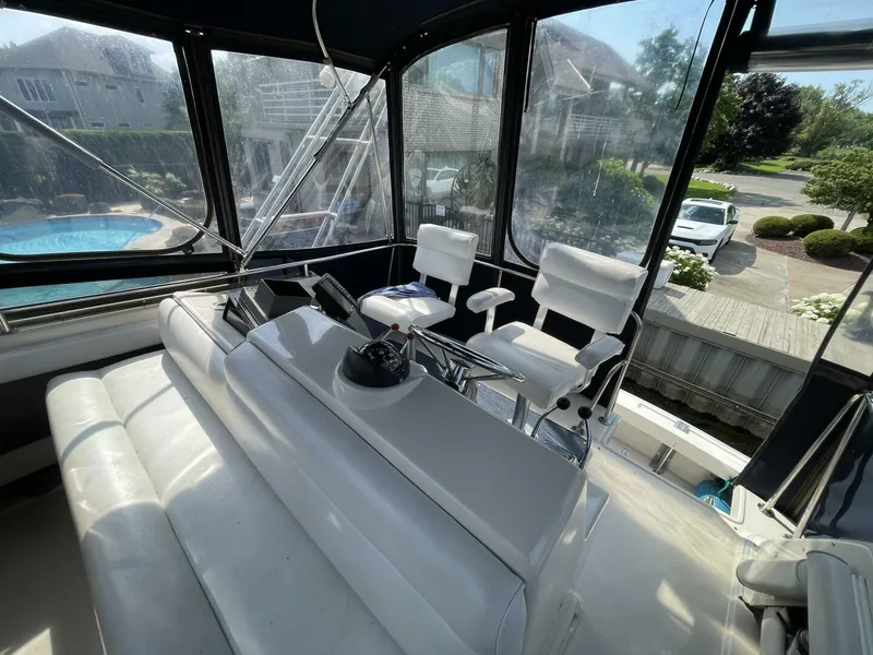 Slide: The Image of Silverton 37 Convertible 1989 - 20