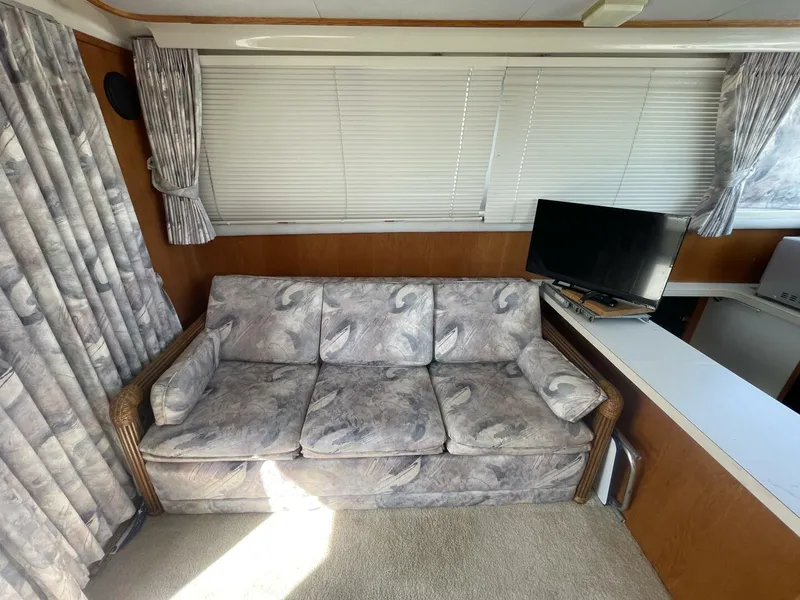 Slide: The Image of Silverton 37 Convertible 1989 - 22