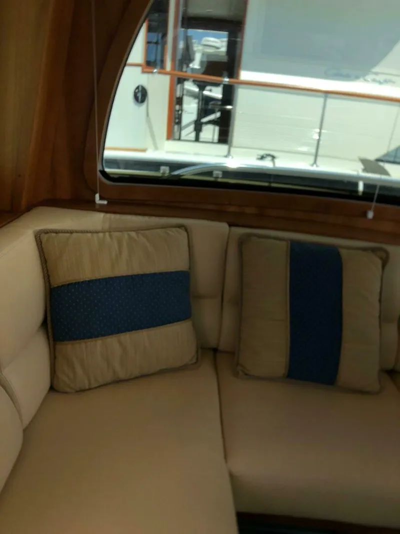 Slide: The Image of Sabre 40 Sedan 2009 - 38